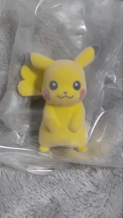 ポケモン フロッキードール★女の子ピカチュウ/ふわふわかわいい