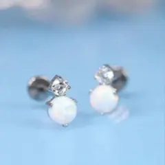 ステンレス製ボディピアス 18G オパールとキュービックジルコニア
