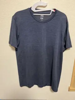 ユニクロ　メンズ　Tシャツ　紺　L