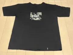 HUF ブラック グラフィックTシャツ