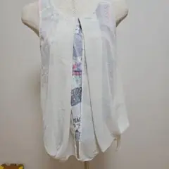 スカラー　シフォン素材 ホワイトタンクトップ