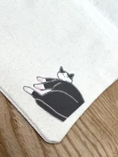 キャラ福くじ ンめねこ サガラ刺繍ポーチ - メルカリ