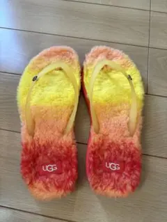 UGG W/FLUFFIE RAINBOW サンダル 5 - メルカリ