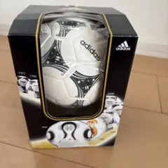 adidas ヒストリカルマッチボールレプリカミニ Vol.1　非売品　未使用品のサムネイル