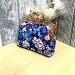 リバティプリント使用　がま口ポーチ　コテージガーデン❤️