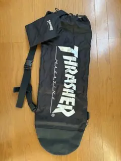 THRASHER スケートボードバッグ 黒　小物ケース付