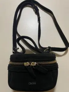 Chiiii ブラックショルダーバッグ