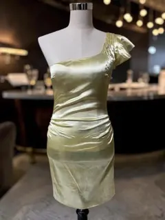 主役級ゴールド スパンコール ティアード フリル ベアトップ キャバ ドレス