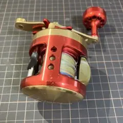 okuma TITANIC Red Isis 200 ベイトリールのサムネイル