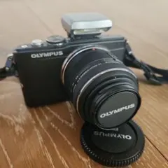 入門セット】OLYMPUS E-P2 ミラーレス一眼カメラ 三脚 ケース - メルカリ