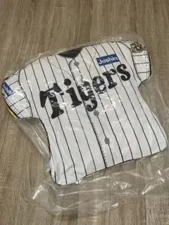 新品 阪神タイガース 2025優勝記念 Joshin ユニフォームクッション　㊗️