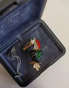 2025年最新】THE ATTWOOD COLLECTION ブローチの人気アイテム - メルカリ