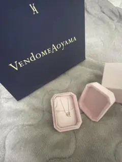 Vendome Aoyama ハート型ネックレス