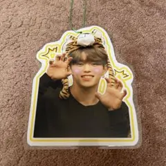 SEVENTEEN エスクプス　首掛けストラップ