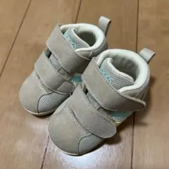 アシックス　ファーストシューズ