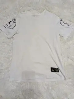 エア ジョーダン ナイキホワイト ジャンプマンロゴ Tシャツのサムネイル