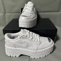 【限定価格】ナイキ　エア　ジョーダン1 ブルックリン　ロー　ホワイト　白　厚底