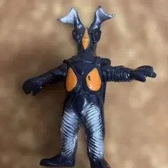 ウルトラマン怪獣フィギュア4体