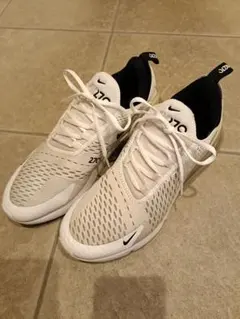 Nike Air Max 270 ホワイト/ブラック 27.5cm