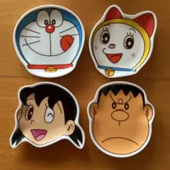 ドラえもん小皿4枚