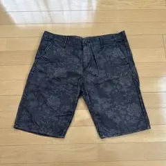 花柄ショートパンツ　ライトオン　ハーフパンツ　ショートパンツ　ショーツ　柄パンのサムネイル