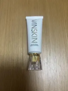 1回のみ】WINSKIN 薬用リンクルケア 美白リキッドファンデーション