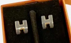 ポップh hロゴhピアス hモチーフ グレー希少　ピアス