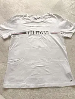 TOMMY HILFIGER ロゴ刺繍 Tシャツ