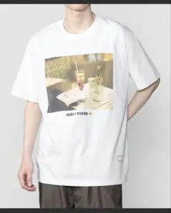 HIBI VIVID GA SUMMER フォトプリントTシャツのサムネイル
