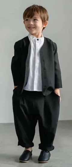 riziere キッズ ブラック シングルノーカラー セットアップスーツ150㎝