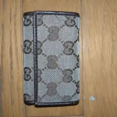 Gucci GGパターン ブラウンレザーキーケース