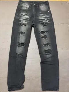 ダメージ加工 ブラック デニムパンツ