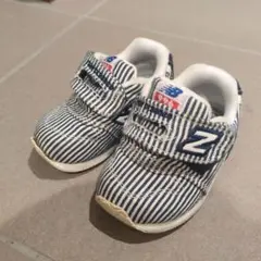 スニーカー ファーストシューズ