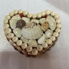貝殻装飾 ハート型 小物入れ ジュエリーボックス