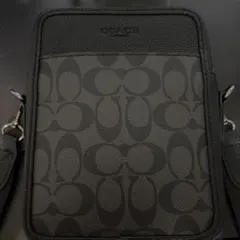 COACH ブラック ショルダーバッグ