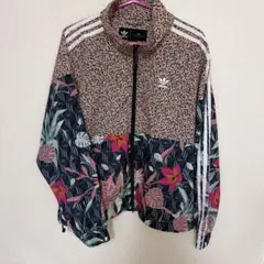 adidasブルゾンのサムネイル