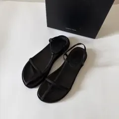 アダムエロペ　サンダルのサムネイル