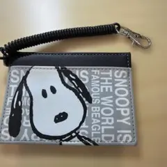 スヌーピー 定期入れ