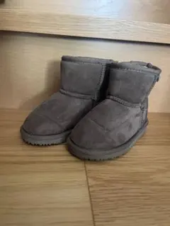 petit main ブラウンムートンブーツ