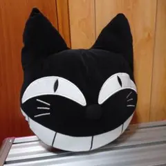猫の顔クッション 黒 キヨ猫クッション - メルカリ