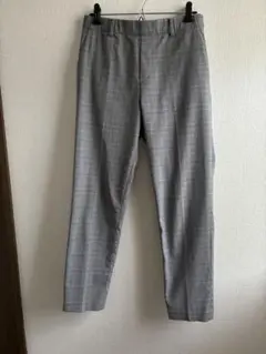 ユニクロ　グレー チェック柄パンツ