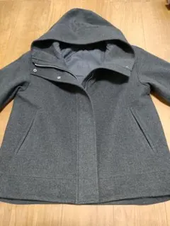 GU コージーメルトンショートフーディコート