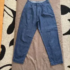 UNIQLO ダークブルー テーパードパンツ S