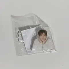 treasure ジュンギュ アクリルクリップ