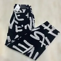 Desigual パンツ