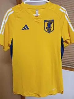 日本代表　トレーニングシャツ　S　ユニフォーム　プラクティスシャツ