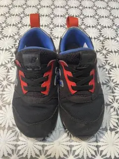 ニューバランス　スニーカー　15.5