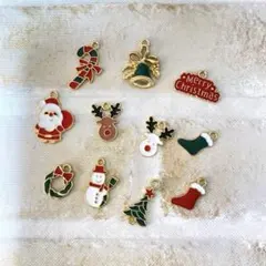 クリスマス　Xmas 合金　パーツ　チャーム　ハンドメイド　１１個　サンタ