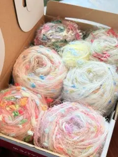 たっぷり280g以上・ファンシーヤーン6色セット