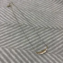 kazaゴールド羽根モチーフネックレス ストーン